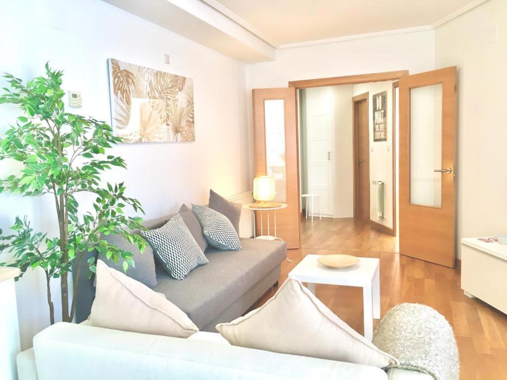 Apartamento 1 Centrico Garaje Wi-Fi Para Trabajar Leilighet Castro Urdiales Eksteriør bilde