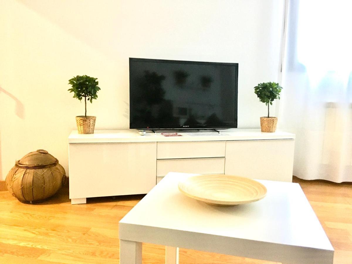 Apartamento 1 Centrico Garaje Wi-Fi Para Trabajar Leilighet Castro Urdiales Eksteriør bilde